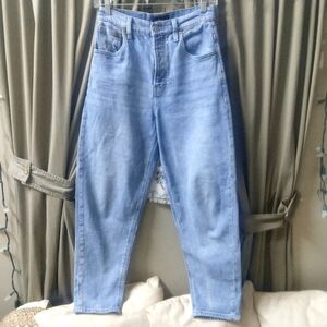 Lucky Brand 80's Style Curvy Barrel Jeans